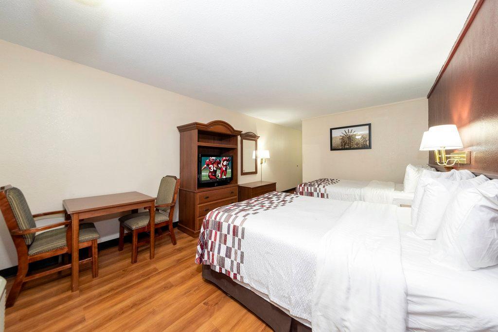 Red Roof Inn Meridian Extérieur photo