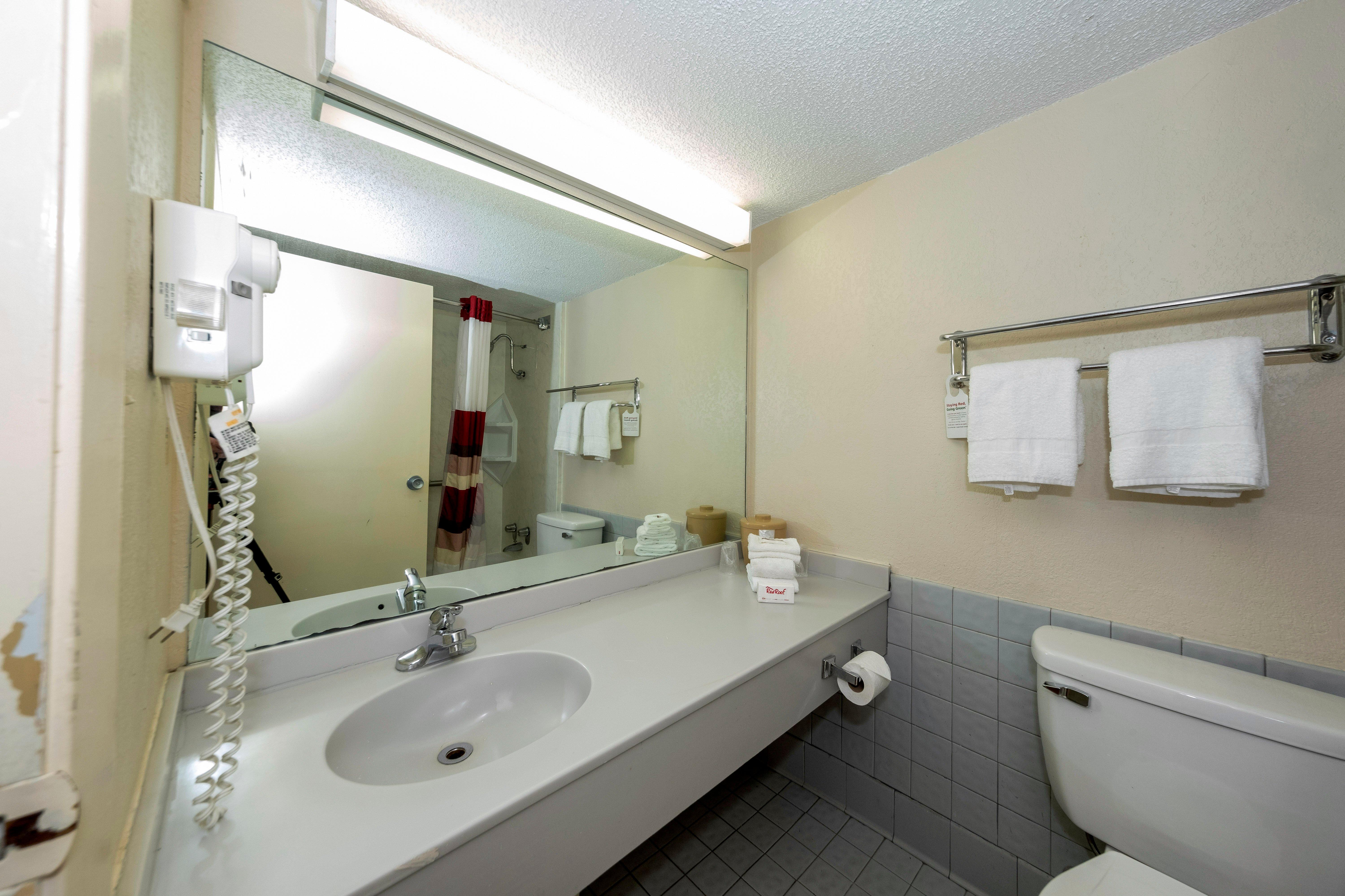 Red Roof Inn Meridian Extérieur photo