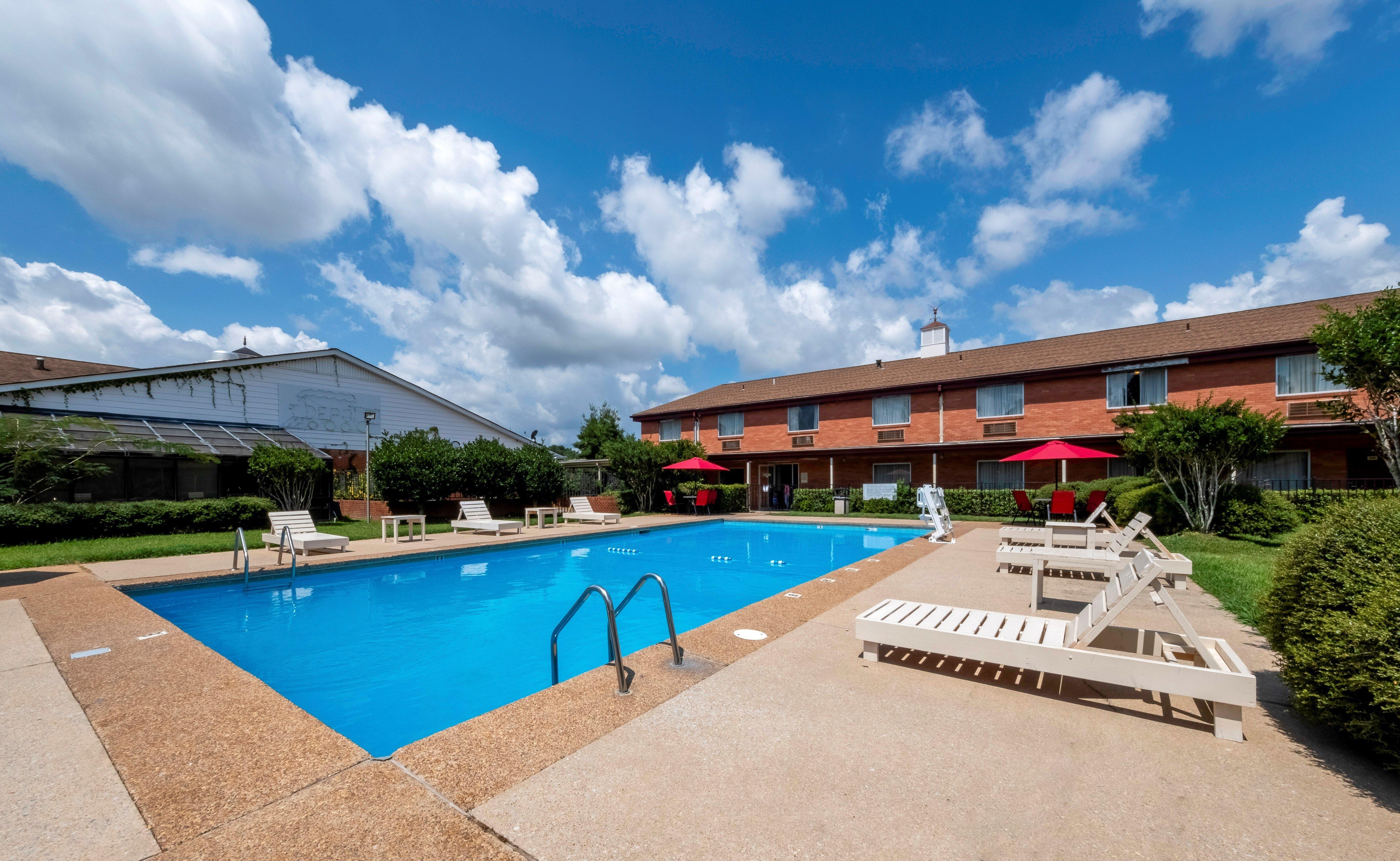 Red Roof Inn Meridian Extérieur photo